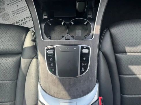Used 2022 Mercedes-Benz GLC 300 4MATIC image 26