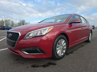 Used 2016 Hyundai Sonata SE FWD video 2