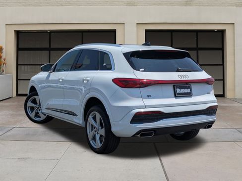 New 2025 Audi Q5 Premium Plus image 3