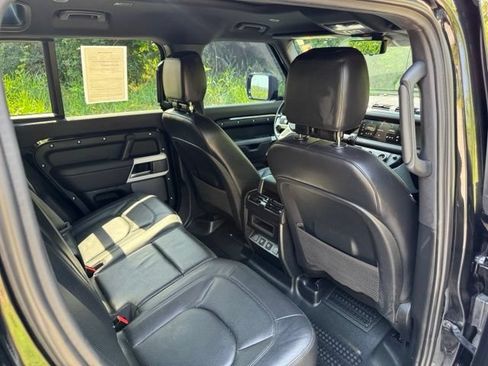 Used 2024 Land Rover Defender 110 S AWD/4WD image 16