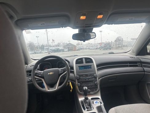 Used 2015 Chevrolet Malibu LS w/ Protection Package image 8