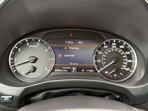 Used 2019 INFINITI QX50 Essential w/ Premium Heat Package image 12