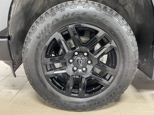 Used 2023 Chevrolet Silverado 1500 RST AWD/4WD image 7