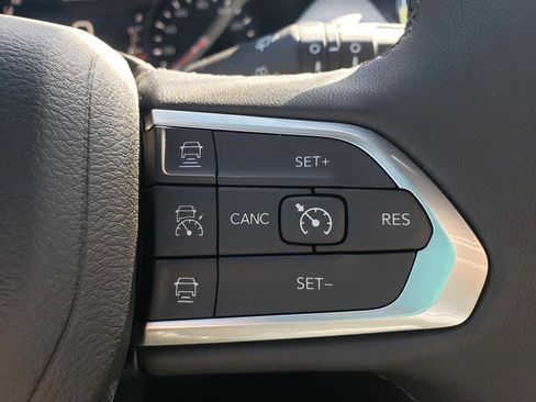 New 2026 Jeep Compass Limited AWD/4WD image 21