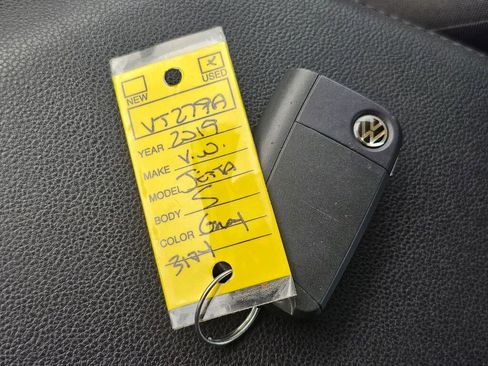 Used 2019 Volkswagen Jetta S FWD image 30