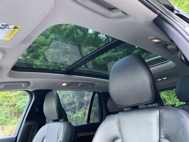 Certified 2024 Volvo XC90 B5 Plus AWD/4WD image 26