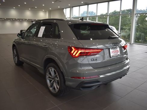Used 2025 Audi Q3 2.0T Premium w/ Convenience Package AWD/4WD image 5
