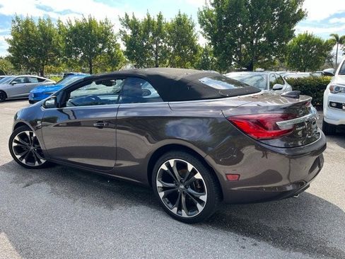 Used 2017 Buick Cascada Premium image 3