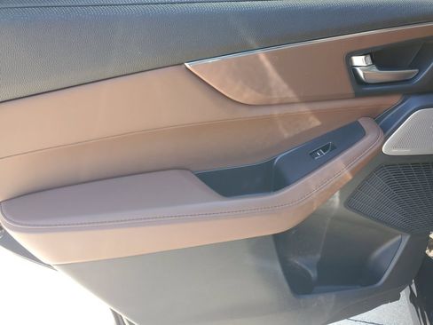 Used 2025 Acura MDX w/ Technology Package FWD image 15