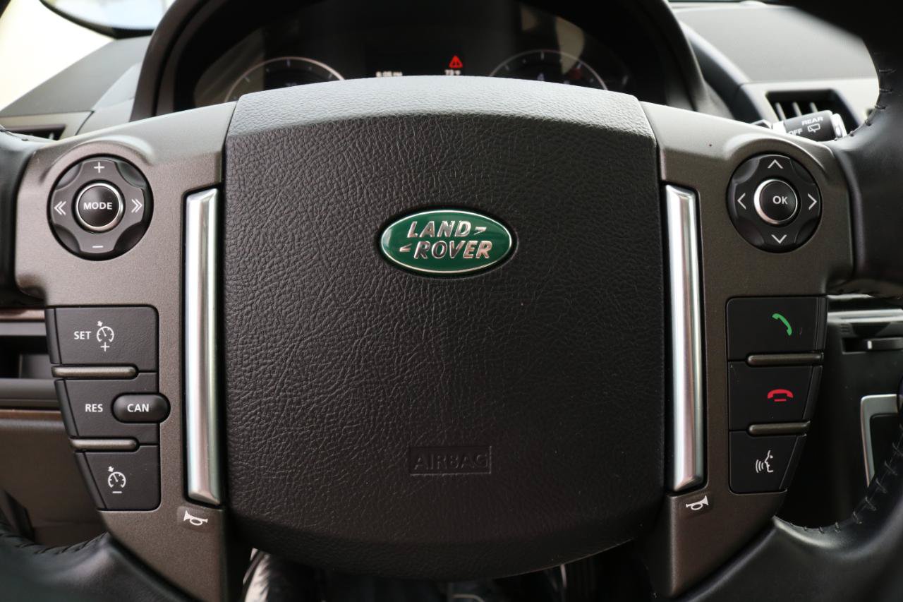 Used 2014 Land Rover LR2 AWD/4WD image 28