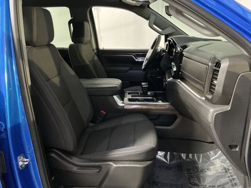 Used 2025 Chevrolet Silverado 1500 RST w/ Convenience Package II image 32