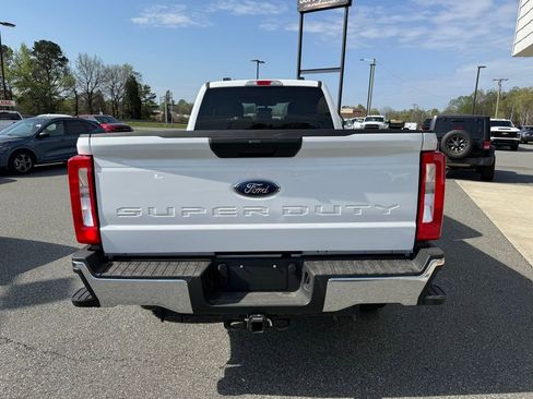 Used 2024 Ford F350 XLT w/ FX4 Off-Road Package image 7