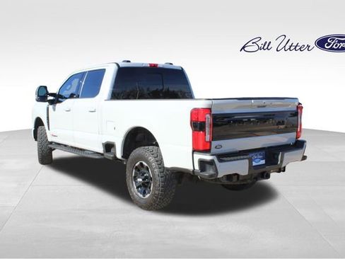 Certified 2025 Ford F250 Platinum w/ Tremor Off-Road Package image 7