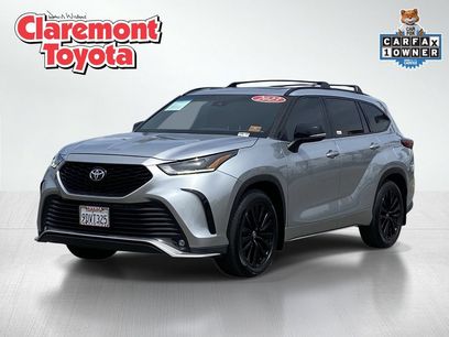Used 2023 Toyota Highlander XSE