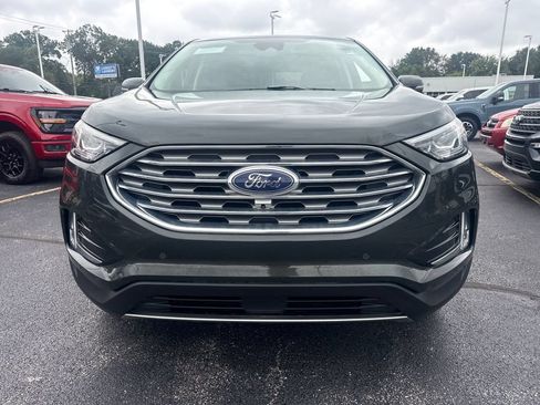 Used 2024 Ford Edge Titanium w/ Equipment Group 301A AWD/4WD image 3