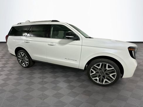 New 2026 Ford Expedition Platinum w/ Platinum Ultimate Package AWD/4WD image 5
