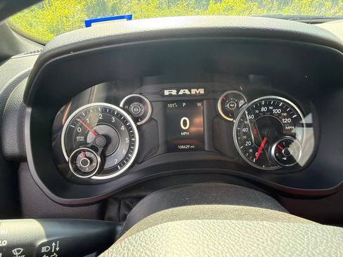 Used 2021 RAM 1500 Lone Star RWD image 2