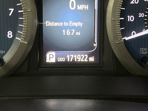 Used 2017 Toyota Sienna XLE Premium image 18