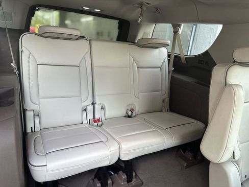 Used 2023 GMC Yukon XL Denali w/ Denali Reserve Package AWD/4WD image 26