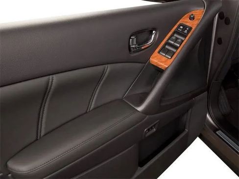 Used 2010 Nissan Murano SL w/ Leather Pkg image 12