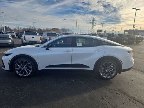 New 2026 Toyota Crown Limited image 4