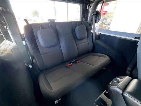 Used 2022 Jeep Wrangler Sport image 25