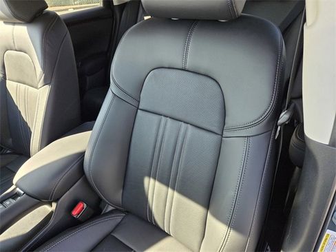 Used 2026 Honda HR-V EX-L image 19