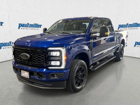 New 2026 Ford F250 XLT w/ XLT Premium Package AWD/4WD image 1