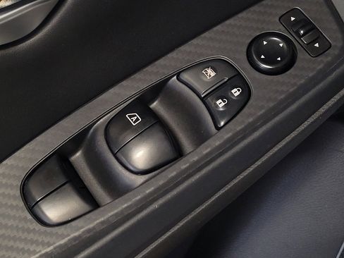 Used 2022 Nissan Sentra SV w/ All-Weather Package FWD image 27