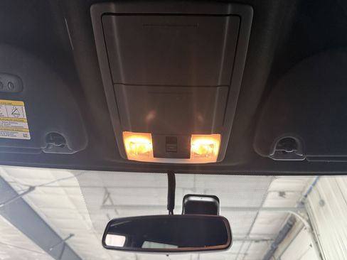 Used 2016 Ford Expedition Limited image 25