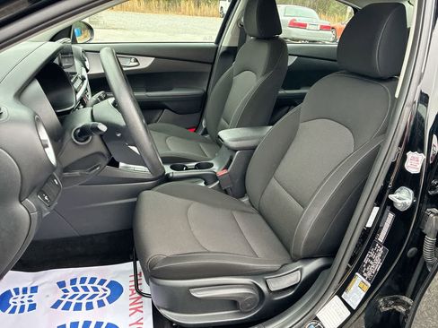 Used 2024 Kia Forte LXS image 17