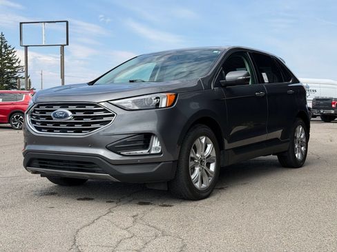 Used 2024 Ford Edge Titanium AWD/4WD image 10