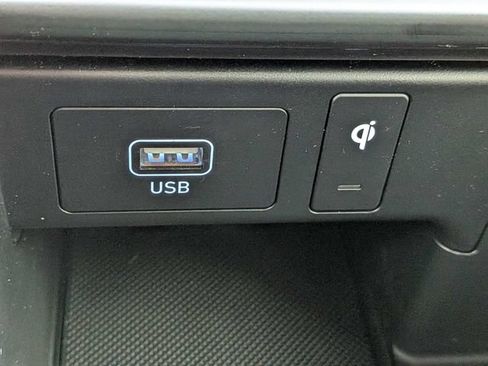 Certified 2025 Hyundai Palisade Calligraphy FWD image 28