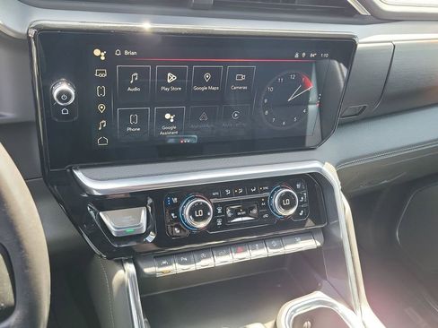 Used 2023 GMC Sierra 1500 Denali w/ Denali Reserve Package AWD/4WD image 13