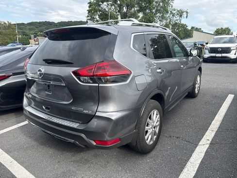 Used 2020 Nissan Rogue S w/ Special Edition Package AWD/4WD image 4