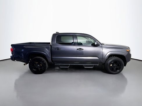 Used 2021 Toyota Tacoma SR w/ SR Convenience Package image 11