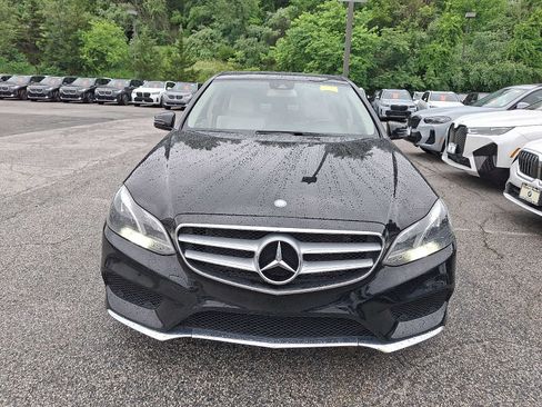 Used 2014 Mercedes-Benz E 350 4MATIC Sedan image 2