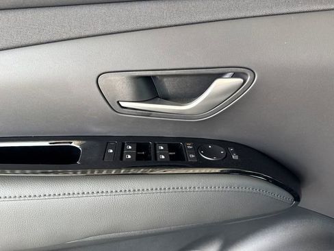 New 2025 Hyundai Santa Cruz SEL image 11