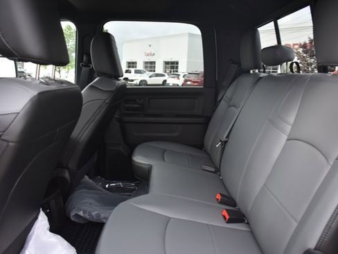 New 2026 RAM 3500 Tradesman image 15