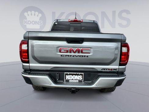 Used 2025 GMC Canyon AT4 w/ AT4X Package image 5