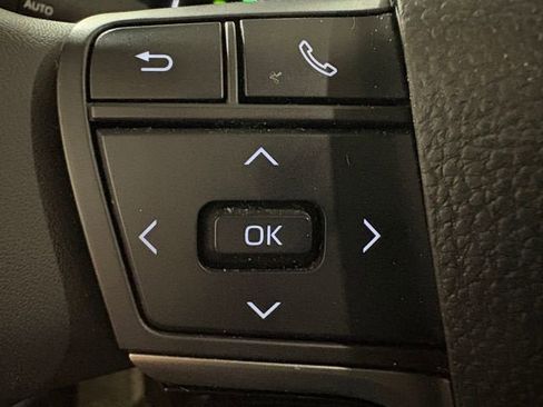 Certified 2025 Toyota Camry SE image 16