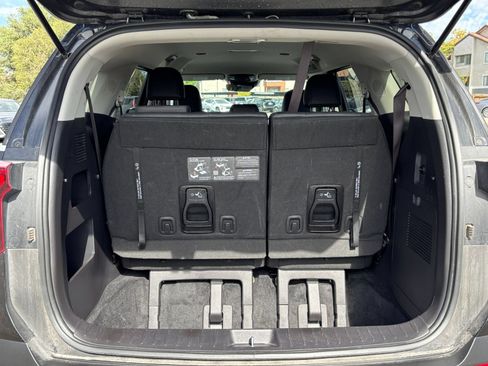 Used 2026 Kia Carnival FWD image 34