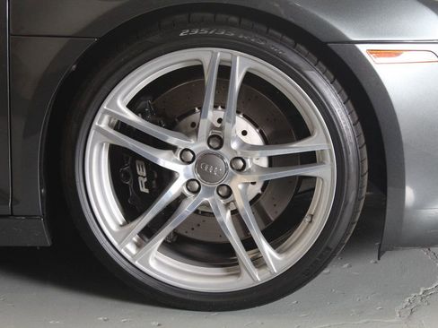 Used 2008 Audi R8 V8 image 17