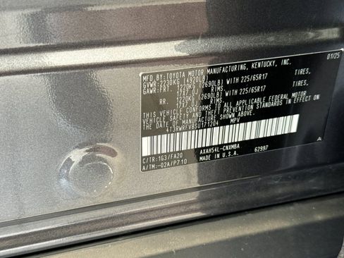 Used 2025 Toyota RAV4 XLE image 16