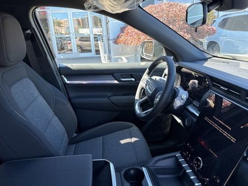 New 2026 GMC Terrain Elevation w/ LPO, Floor Liner Package image 29