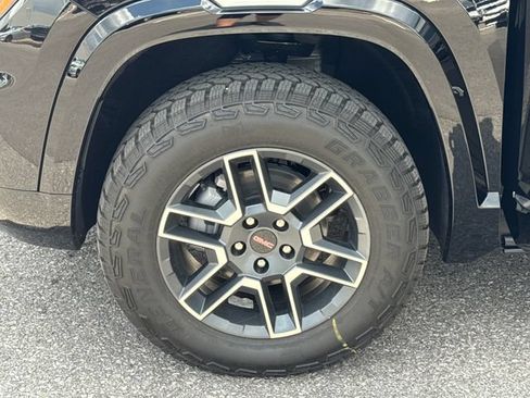 New 2027 GMC Terrain AT4 w/ Convenience Package III AWD/4WD image 27