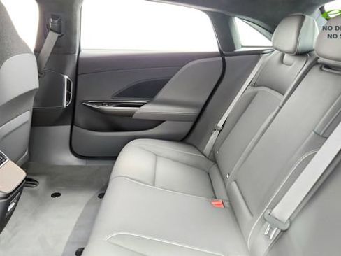 Used 2024 Lucid Air Touring AWD/4WD image 25