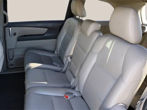 Used 2016 Honda Odyssey SE image 15