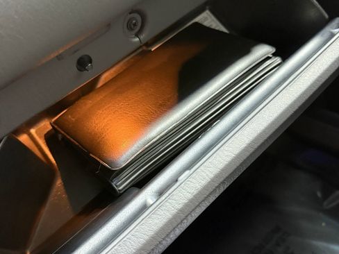 Used 2001 Jeep Grand Cherokee Laredo image 42