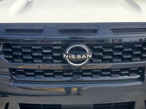 New 2026 Nissan Frontier SV w/ SV Convenience Package AWD/4WD image 10
